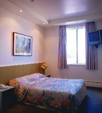 Miami Hotel Melbourne - Image 1