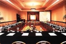 Sheraton Surabaya Hotel and Towers - Image 2