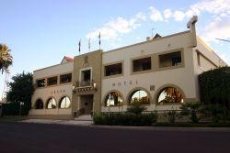 Quality Hotel Mildura Grand - Image 1