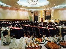 Crowne Plaza Shanghai - Image 2