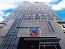 Novotel Century Harbourview - Image 1