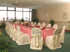 Copthorne Orchid Hotel Penang - Image 2