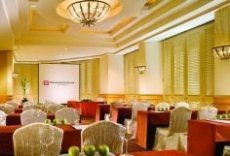 Rendezvous Hotel Singapore - Image 2