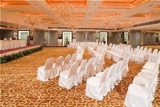 Holiday Inn Silom Bangkok - Image 2