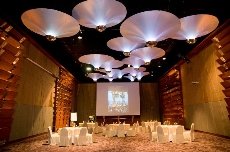 Millennium Hilton Bangkok - Image 2