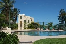 Raffles Gateway Hotel - Image 1