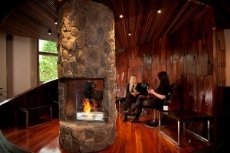 Chill On Ice Lounge & Ski Lodge - Image 2