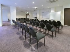 Rydges North Melbourne - Image 1