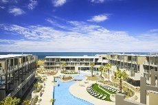 Crowne Plaza Torquay - Image 1