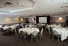 Rydges Esplanade Resort Cairns - Image 2