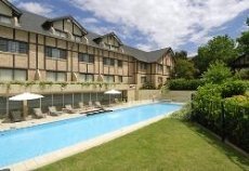The Hills Lodge Grand Mercure - Image 1