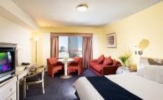 Hotel Grand Chancellor Adelaide on Hindley - Image 2