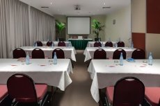 Marque Hotel Sydney - Image 2