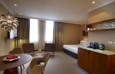 Grace Hotel - Image 1