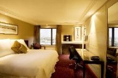 Hilton on the Park - Melbourne - Image 2