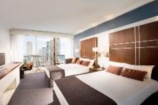 Holiday Inn Surfers Paradise - Image 2