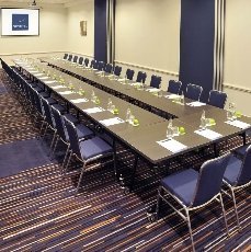 Novotel Melbourne Glen Waverley - Image 2