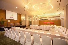 Changi Village Hotel - Image 2