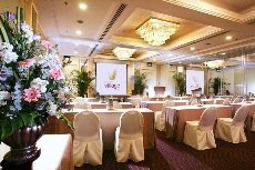 Landmark Village Hotel - Image 2