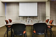 Pier 21 Apartment Hotel - Image 1