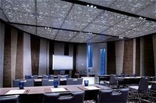 Crowne Plaza Changi Airport - Image 2