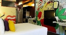 Gallery Hotel - Image 1