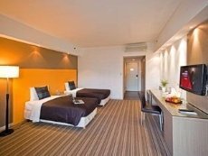 RELC International Hotel - Image 1