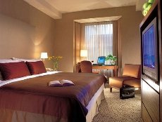 Traders Hotel Singapore - Image 1