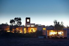 Deakin Management Centre - Image 2