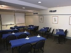 Best Western Twin Towers Inn - Image 1