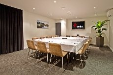 Central Sky Lounge Conference Venue - Image 1
