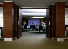 Shoal Bay Resort & Spa - Image 1