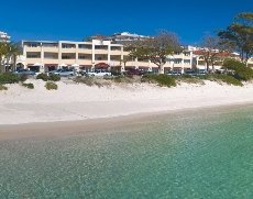 Shoal Bay Resort & Spa - Image 2