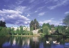Lake House - Image 1