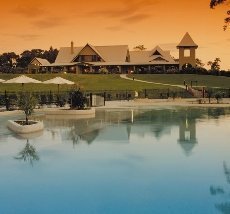 Mercure Lake Macquarie Raffertys Resort - Image 2