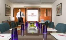 Crowne Plaza Canberra - Image 2