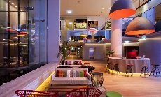 Gold Coast International Hotel - Image 1