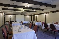 Scenic Circle Cotswold Hotel - Image 2