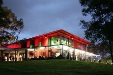 WatervieW in Bicentennial Park - Image 2