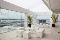 Rydges Auckland - Image 1