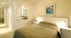 Mantra Broadbeach on the Park - Image 1