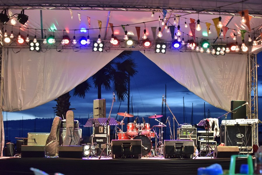 Light and Sound system with band gear for an entertainment by Yacht Harbour 