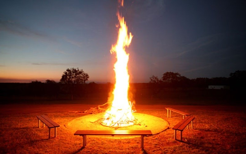 Hunter Valley ~ Burning of the Vines in May and June