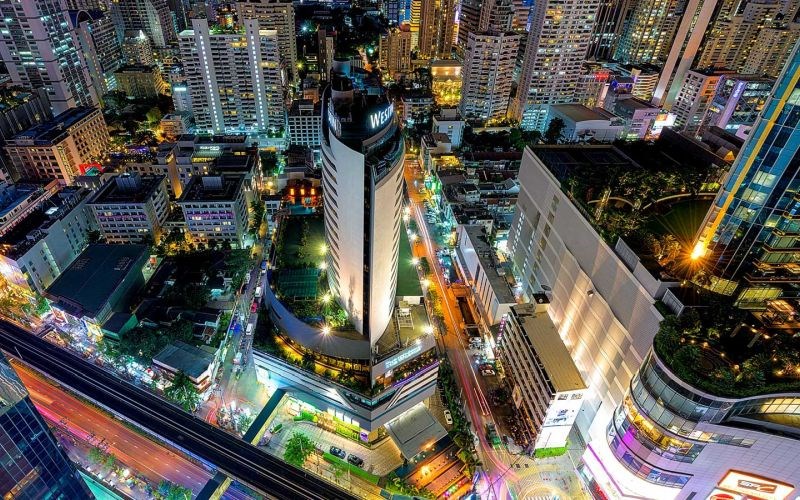 The Westin Grande Sukhumvit, Bangkok is a 5-star hotel conveniently located near to BTS Asok skytrain and MRT Sukhumvit underground stations. Well-positioned for the city's cultural highlights, vibrant shopping, nightlife and business addresses.