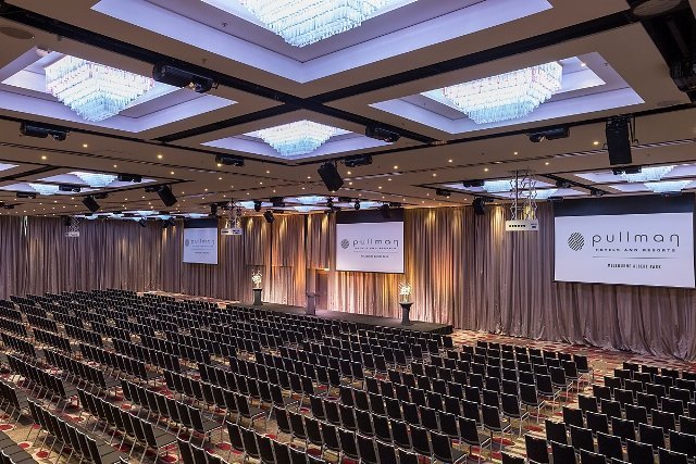 The Grand Ballroom can seat up to 1400 theatre style.