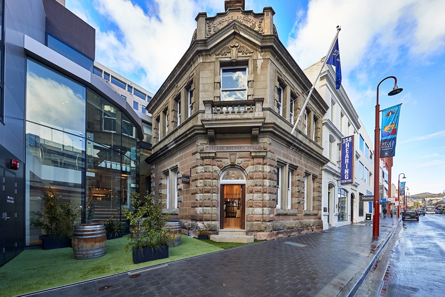 Atrium LoungeRACV/RACT Hobart Apartment Hotel, Exterior